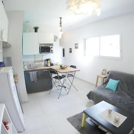 Apartment House - 4 People *